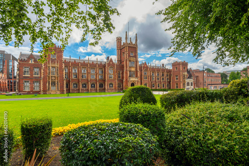 The Queen's University of Belfast, commonly known as Queen's University Belfast, is a public research university in Belfast, Northern Ireland, United Kingdom.	 photo