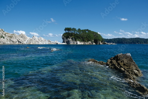 岩礁　小島 photo