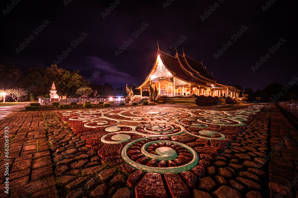 Φωτογραφία Phu Prao Temple Ubon Ratchathani, Thailand of the famous temple at the Northeast of Thailand, tourist who come to Thailand must to visit this temple