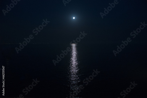 Fototapeta Naklejka Na Ścianę i Meble -  lights on the sea