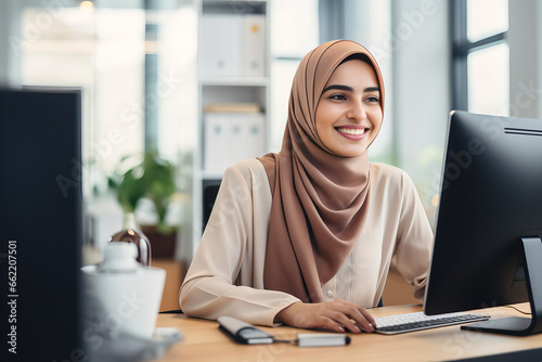 Arabic Business Woman