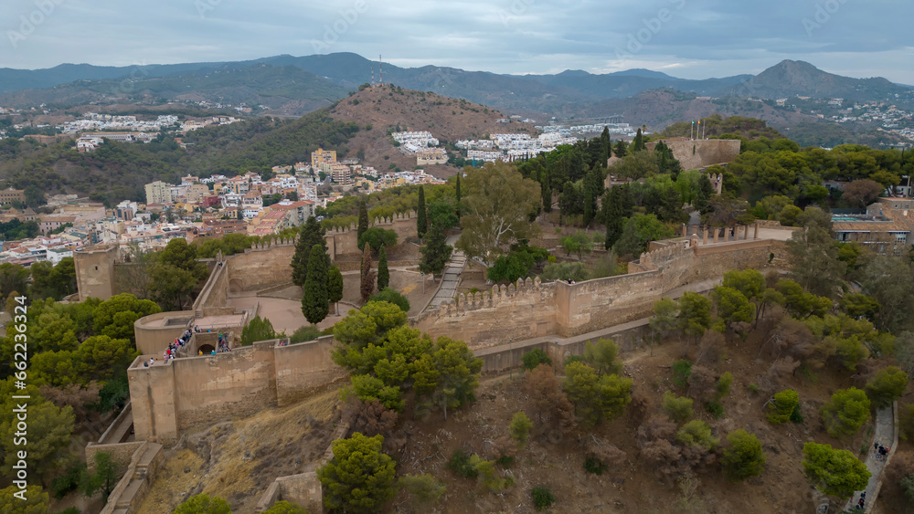 vista del bonito castillo de Gibralfaro de época islámica de la ciudad de Málaga, Andalucía