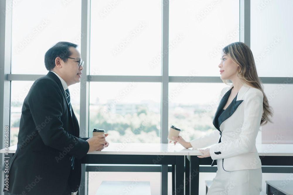 Capture the dynamics of decision-making during meetings to foster business growth. Capture the dynamics of decision-making during meetings to foster business growth.