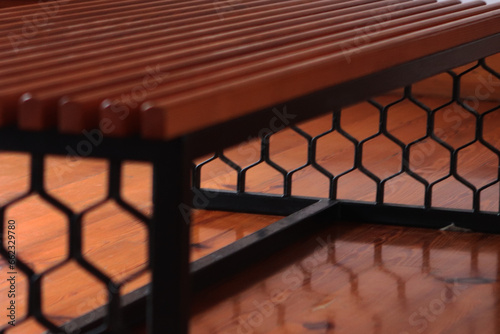 Detallde un banco de metal 