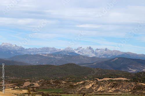 Vista de los Pirineos desde Aragon 