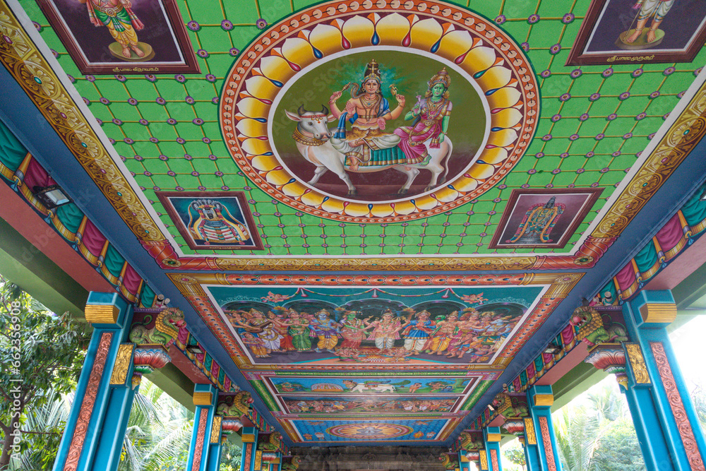 Arulmigu Vadapalani Murugan Temple temple a historic hindu temple It is located in Vadapalani, Chennai, Tamil Nadu, India