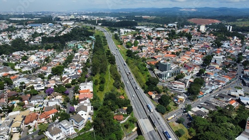 Visão aérea da rodovia Dutra na cidade de Arujá, SP, Brasil. photo