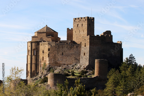 Vista completa del Castillo de Loarre