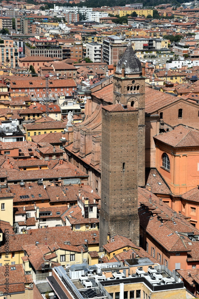 Blick auf die Altstadt von Bologna