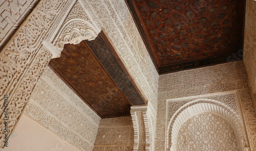Patio de los Arrayanes, Palacios Nazaríes, Alhambra, Granada, España photo