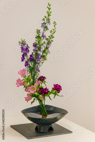 Fotografie Japanese traditional ikebana flower decoration
