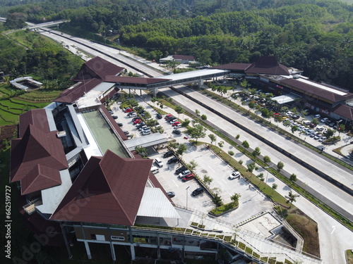 A magnificent and comfortable rest area on the Indonesian toll road Solo Semarang with a beautiful view of Mount Merbabu as a backdrop has now been built in the city of Salatiga photo