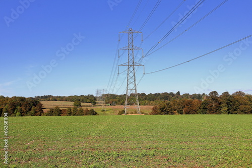 Obraz na płótnie Electiricty Pylons in an English Landscape w salonie