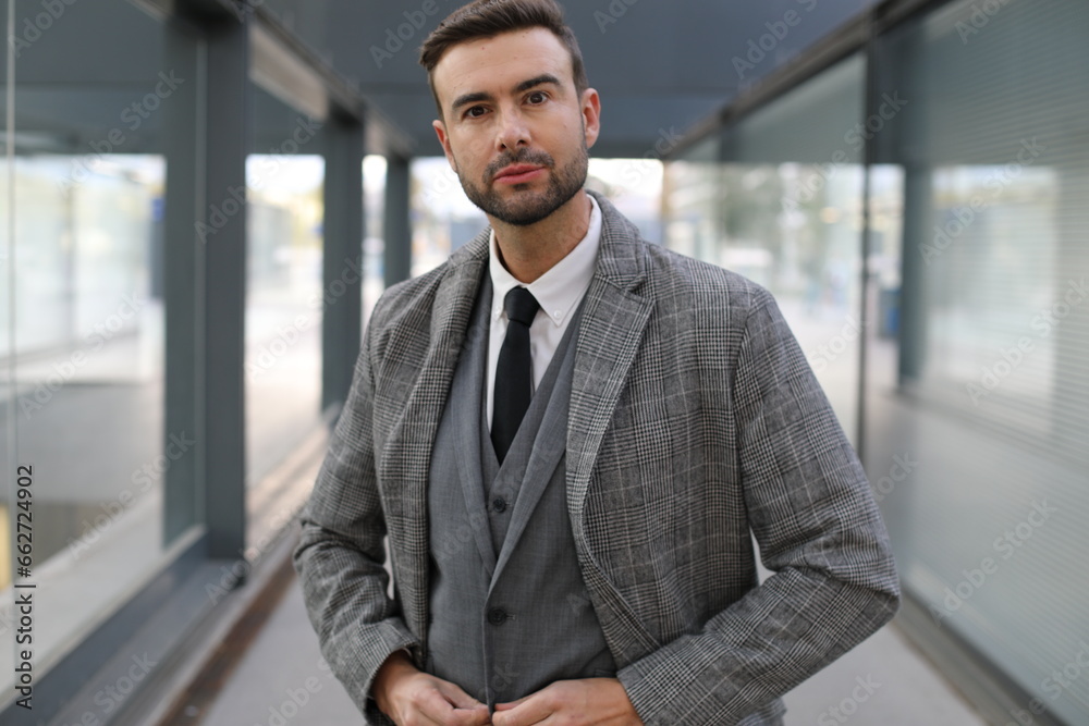 Very attractive worker wearing suit and tie 
