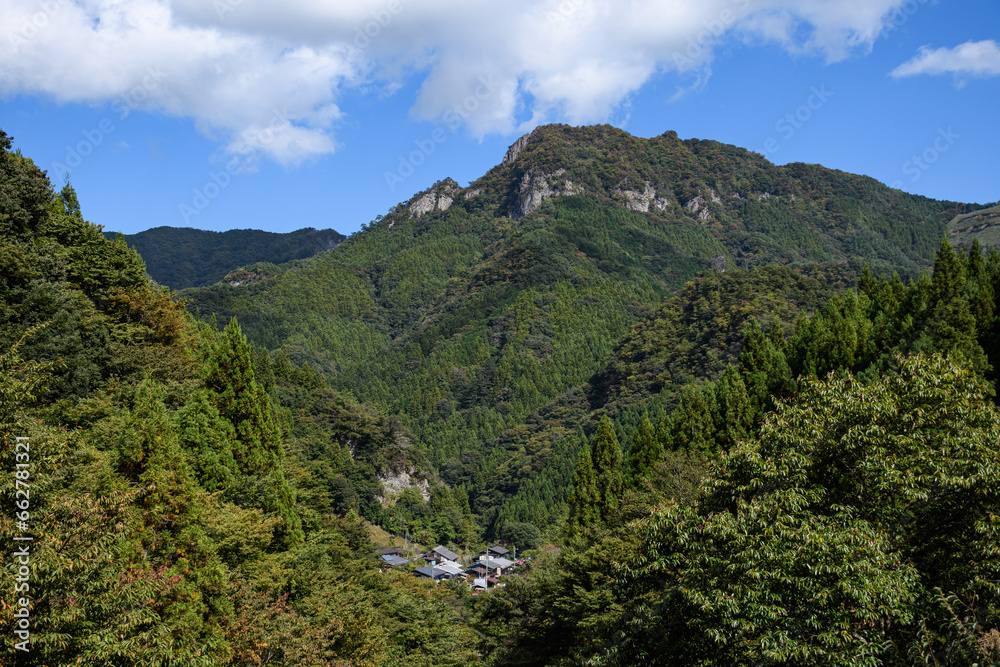 初秋の山間集落