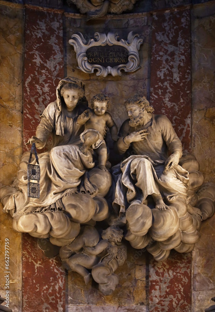 La Vergine col Bambino e San Giuseppe tra le nuvole