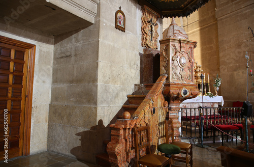 Púlpito de la Iglesia de la Encarnación, Montefrío, Granada, España