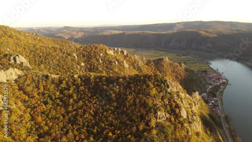 Hiking in the valley of Wachau, famous for its wine culture dating back millenniums. Passing the castle ruin of Dürnstein where Richard the Lionheart was held prisoner for several months in 1192.