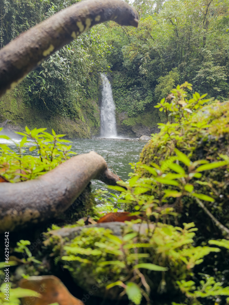 Recorrido por montañas y ríos de Chiriquí en Panamá Stock Photo | Adobe ...