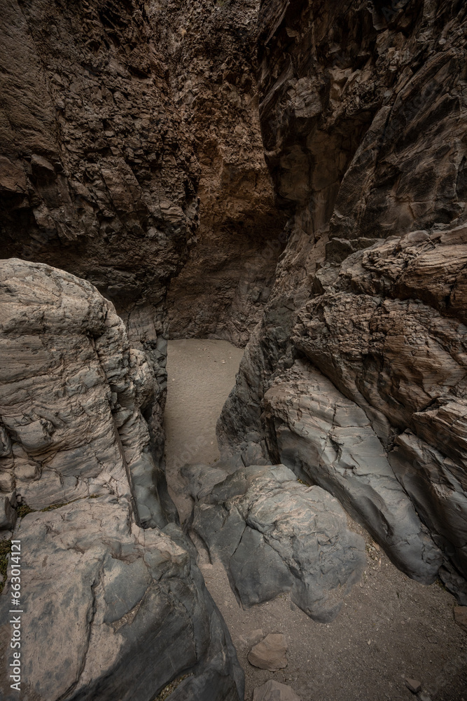 Entrance To The Large Room At The End of Upper Burrom Mesa Pouroff