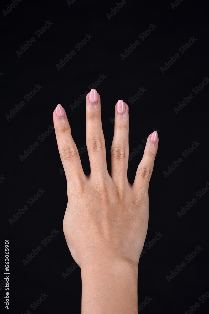 four finger on black four finger on black