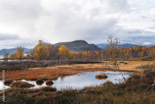 Fototapeta Naklejka Na Ścianę i Meble -  Autumn landscape in the mountains of Kilpisjarvi, Finland
