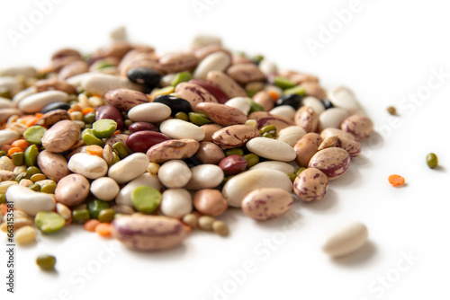 Varietà di legumi freschi isolati su fondo bianco, alimentazione biologica vegetariana  photo