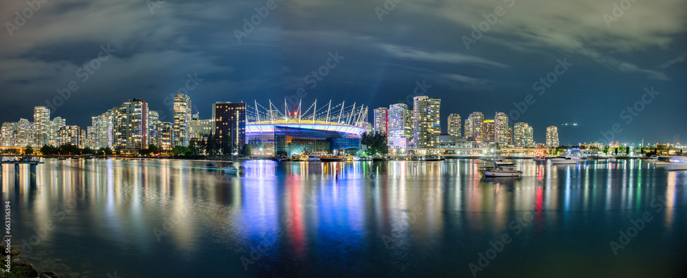 Fototapeta premium False Creek Panorama Vancouver with BC Place Stadium