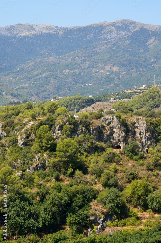Montes y cascadas de Jorox, aldea del municipio de Alozaina, provincia de Málaga Montes y cascadas de Jorox, aldea del municipio de Alozaina, provincia de Málaga