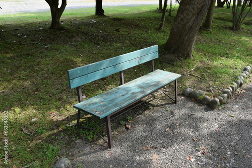公園のベンチ