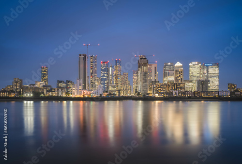 Canary Wharf © Ross