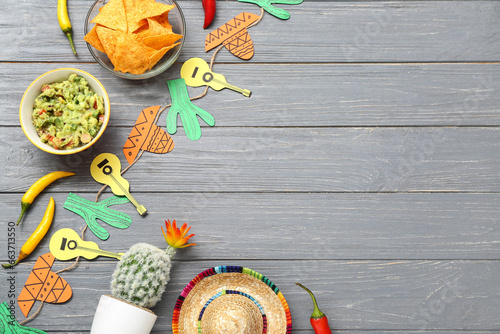 Nachos, guacamole, cactus a...
