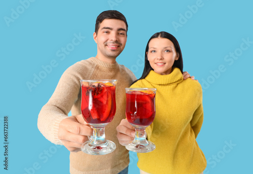 Young couple with glasses o...