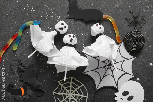 Halloween ghost lollipops a...