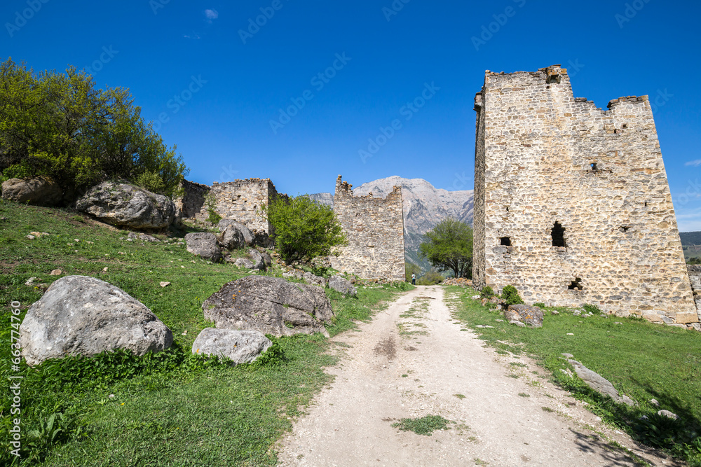 Obraz premium Egikal complex of battle towers in Ingushetia