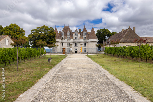 Monbazillac castle (Chateau de Monbazillac) near Bergerac, Dordogne department, Aquitaine, France