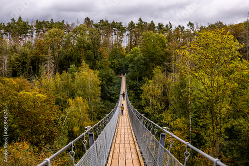 Fototapeta Naklejka Na Ścianę i Meble -  Herbstliche Wanderung durch den Naturpark der Hohen Schrecke im Kyffhäuser - Thüringen - Deutschland