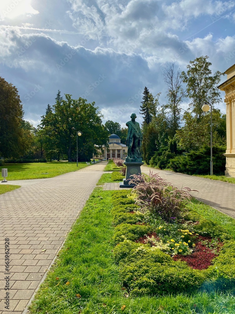Fototapeta premium Die Sehenswürdigkeiten von Františkovy Lázně (deutsch Franzensbad)