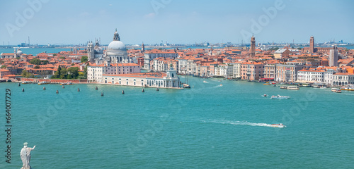 Vue aérienne de Venise depuis l'église de San Giorgio Maggiore. 