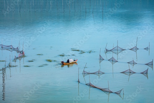 Fujian lake kasumigaura fishermen beach combing photo