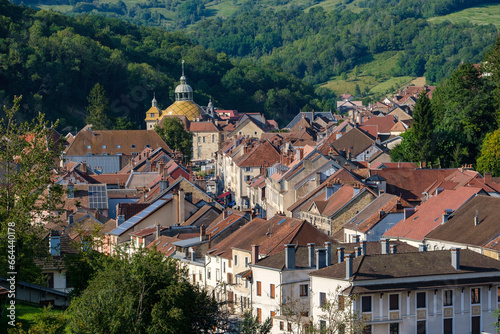 Fototapeta Naklejka Na Ścianę i Meble -  Vue sur, Salins-les-Bains, village du Jura