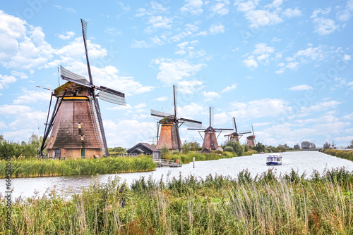 Mühlen von Kinderdijk, Niederlande  photo