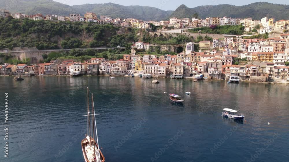il punto più stretto tra la Sicilia