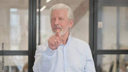 Wallpaper Mural Portrait of Senior Old Businessman Pointing at Camera in Office Torontodigital.ca