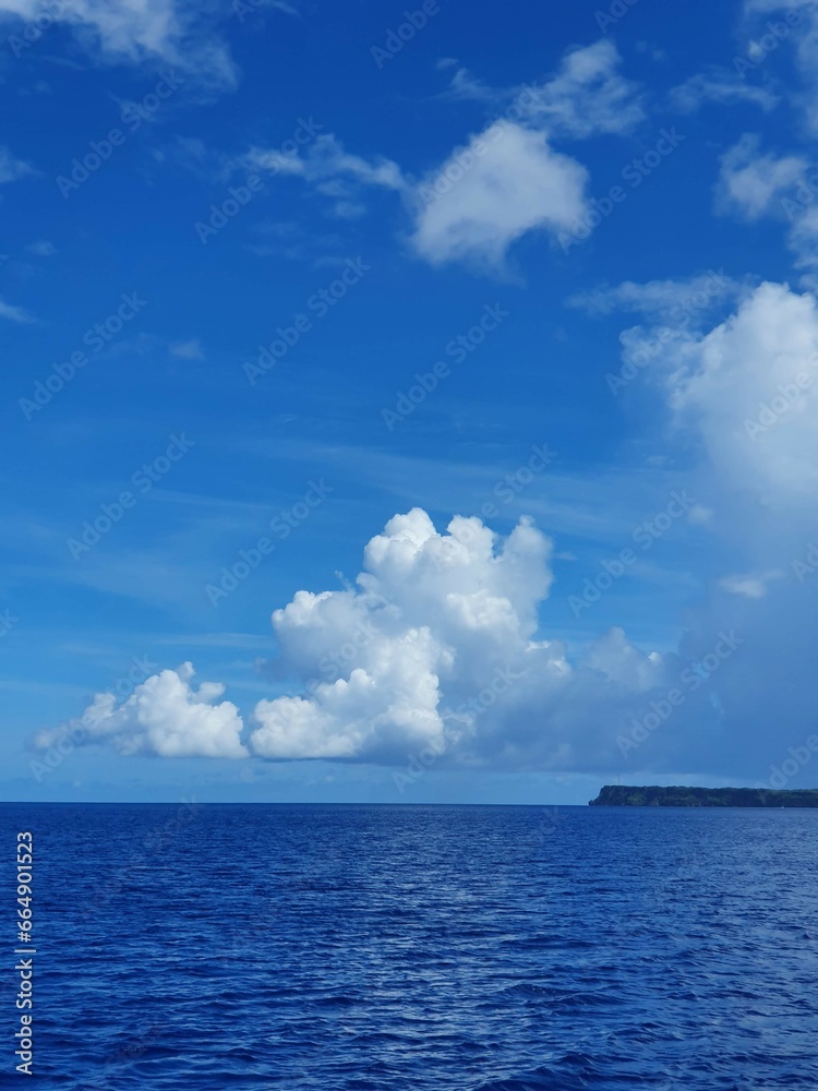 Obraz premium 푸른 하늘 바다