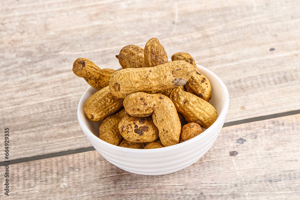 Raw ripe unpeeled peanut heap Raw ripe unpeeled peanut heap