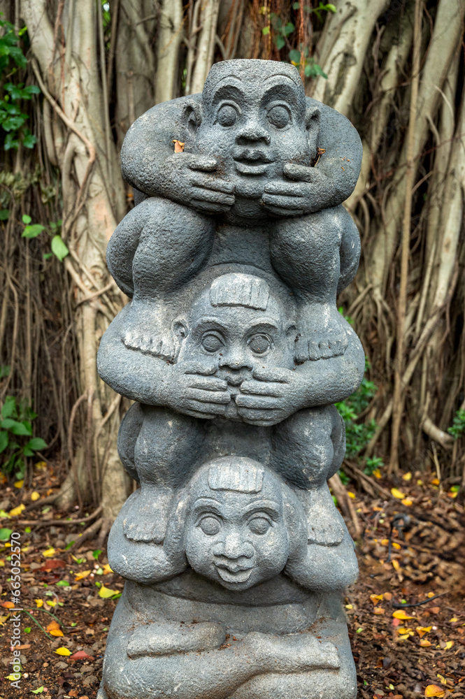 buddha statue in the garden