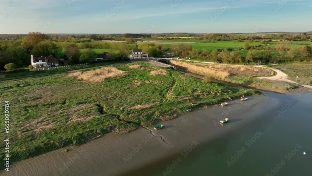 La baie d'Authie en fin de journée. Vue aérienne par drone.