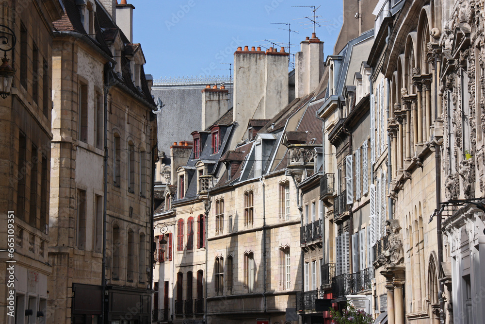 Rue du vieux Dijon en Bourgogne. France