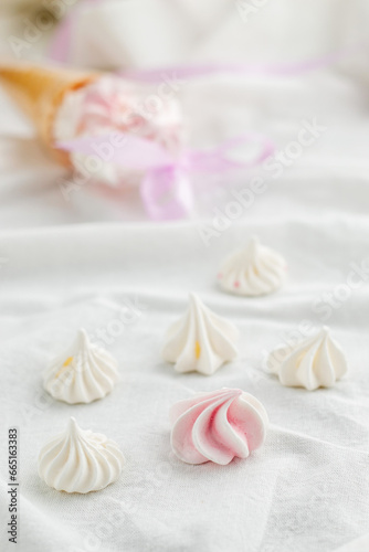 Bizet for confectionery, sweet meringue